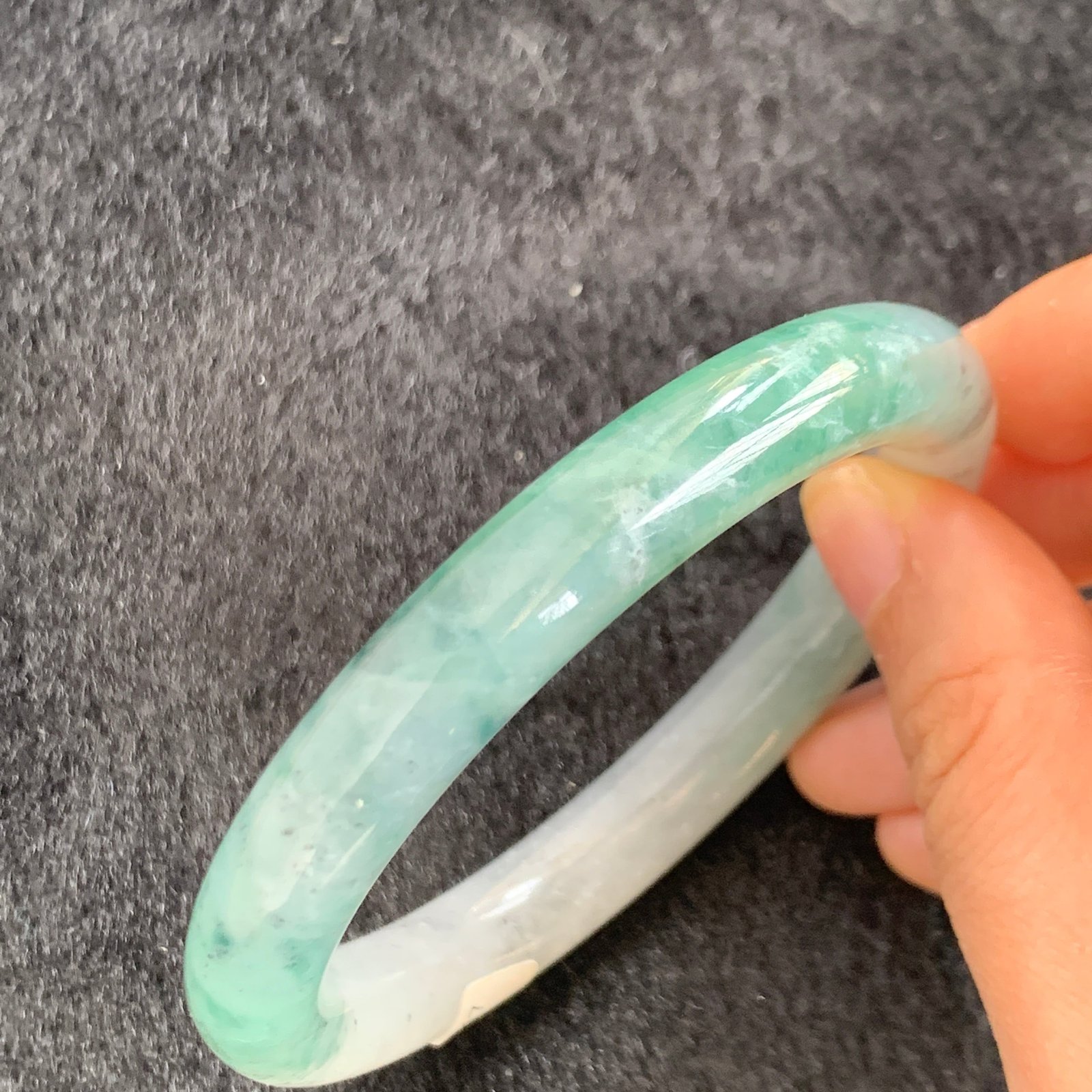本翡翠バングル 腕輪 超高氷種ヒスイ 烏鶏 甘陽緑 太め 可愛い 魔除け