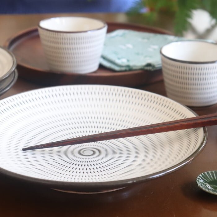 小石原焼 蔵人窯 皿22cm 飛び鉋 Koishiwara-yaki Plate22cm Tobikanna