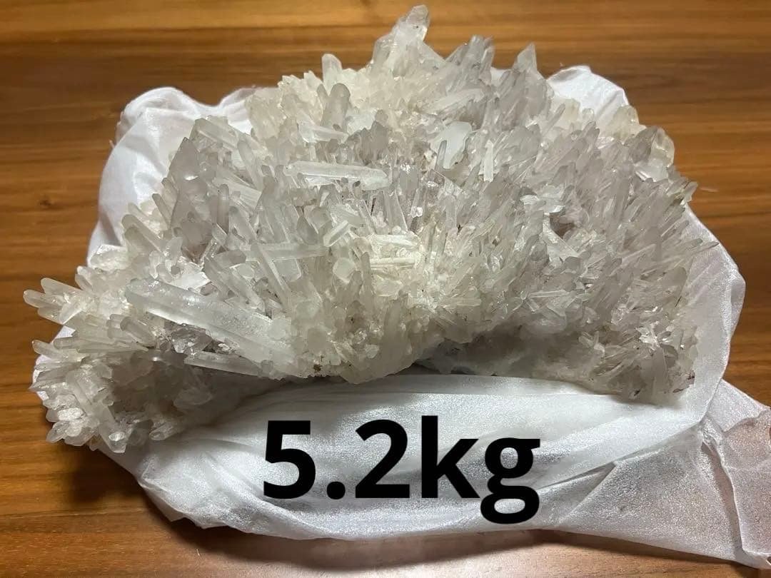 四川省産ニードル.クォーツフラワークラスター約5.2kg 四川省産ニードル.クォーツフラワークラスター約5.2kg - メルカリ
