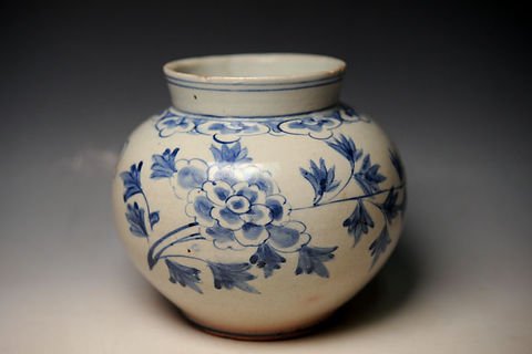 李朝 染付 花文壺 朝鮮古美術 | 骨董品買取 古美術遊美 西宮・芦屋・宝塚